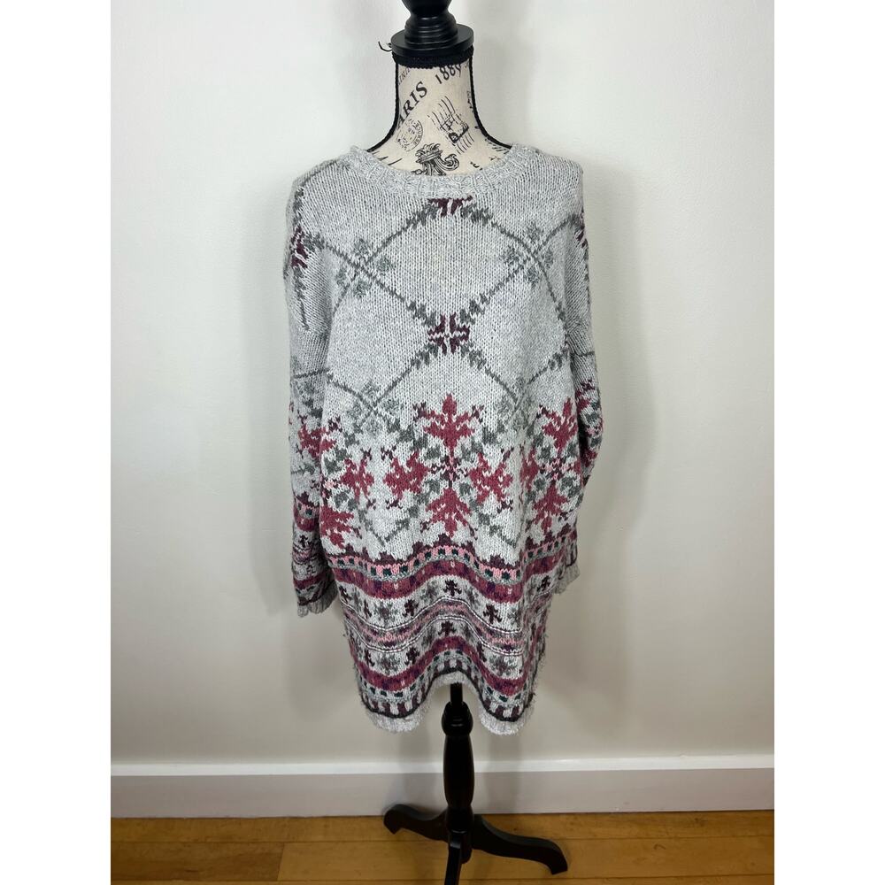 Vintage St. Johns Bay Wool blend floral patterned long sleeve sweater